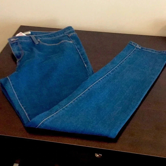 No Boundaries jeans - Picture 2 of 9